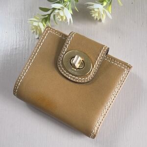 COACH Small Tan/Camel Leather Wallet